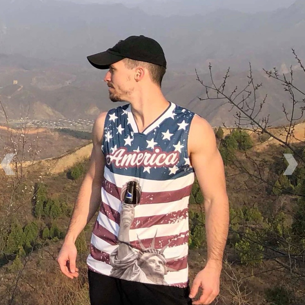 STATUE OF LIBERTY BASKETBALL JERSEY W/ BEER HOLDER